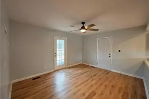 6333 Cicada St, Fayetteville, NC 28306 - Photo 6