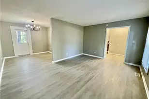 452 Cloverhill Pl, Fayetteville, NC 28311 - Photo 10