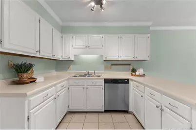 2944 Wedgeview Drive, Fayetteville, NC 28306 - Photo 8