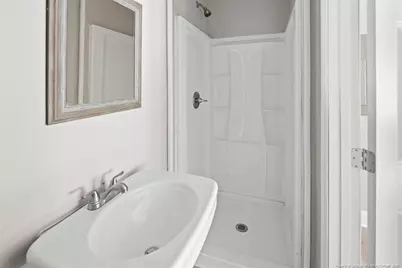 508 E 6th Avenue, Raeford, NC 28376 - Photo 18