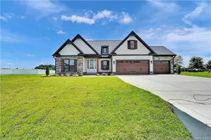 5820 Dottie Cir, Hope Mills, NC 28348 - Photo 1