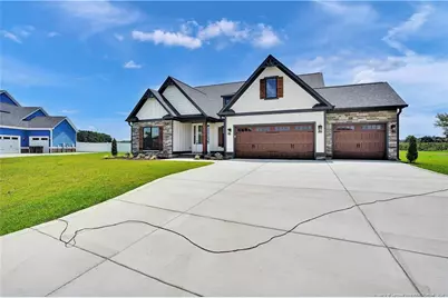 5820 Dottie Circle, Hope Mills, NC 28348 - Photo 2