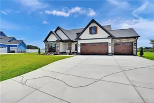 5820 Dottie Cir, Hope Mills, NC 28348 - Photo 2