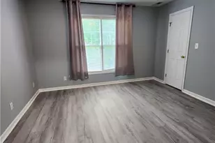 505 Meadowland Ct, Fayetteville, NC 28348 - Photo 8