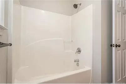 402 Roundtree Drive, Fayetteville, NC 28303 - Photo 30