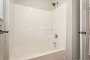 402 Roundtree Dr, Fayetteville, NC 28303 - Photo 30