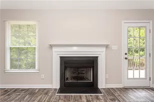 402 Roundtree Dr, Fayetteville, NC 28303 - Photo 14