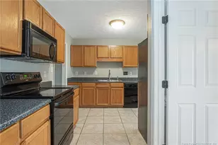 402 Roundtree Dr, Fayetteville, NC 28303 - Photo 8