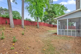 890 Duval Dr, Fayetteville, NC 28304 - Photo 36