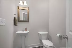 890 Duval Dr, Fayetteville, NC 28304 - Photo 18