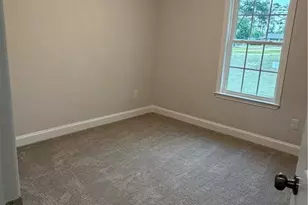 469 E Poplar St, Bladenboro, NC 28320 - Photo 26
