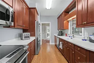 1004 Wentworth Ct, Sanford, NC 27330 - Photo 10