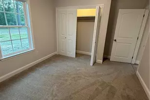 605 5th St, Bladenboro, NC 28320 - Photo 18