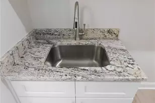 605 5th St, Bladenboro, NC 28320 - Photo 14