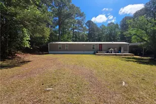 689 Maynard Lake Rd, Erwin, NC 28339 - Photo 4