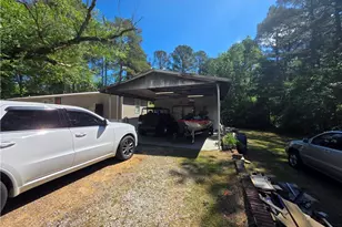689 Maynard Lake Rd, Erwin, NC 28339 - Photo 2
