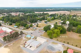309 W Turlington St, Salemburg, NC 28385 - Photo 30