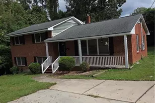 2415 Raeford Rd, Fayetteville, NC 28305 - Photo 2