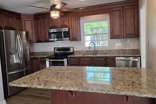 2415 Raeford Rd, Fayetteville, NC 28305 - Photo 12