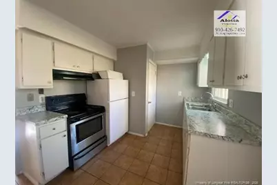 4207 S Dowfield Drive, Fayetteville, NC 28311 - Photo 6