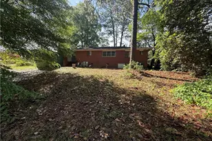 1876 Gola Dr, Fayetteville, NC 28301 - Photo 2