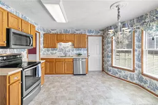 28 E Coyt Circle, Spring Lake, NC 28390 - Photo 14