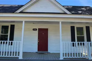 233 W Barbee St, Zebulon, NC 27597 - Photo 1