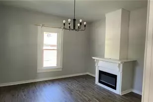 233 W Barbee St, Zebulon, NC 27597 - Photo 4