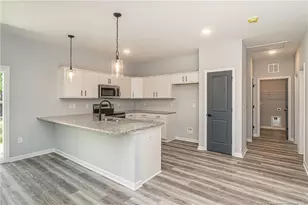 237 Windsor Dr, Fayetteville, NC 28301 - Photo 12