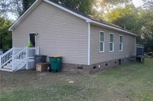 316 Edens Ave, Lumberton, NC 28358 - Photo 6