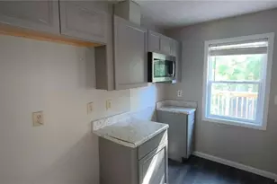 6221 Withers Dr, Fayetteville, NC 28304 - Photo 2