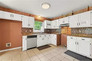 5777 Senoma Pl, Fayetteville, NC 28314 - Photo 10