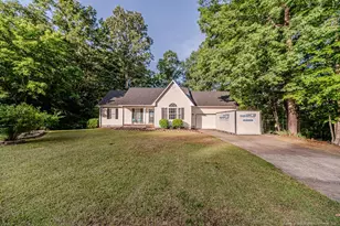 3328 Smoketree Ct, Sanford, NC 27330 - Photo 2