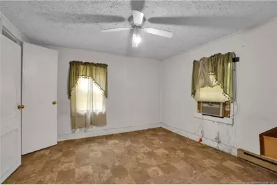 1006 James Street, Elizabethtown, NC 28337 - Photo 18
