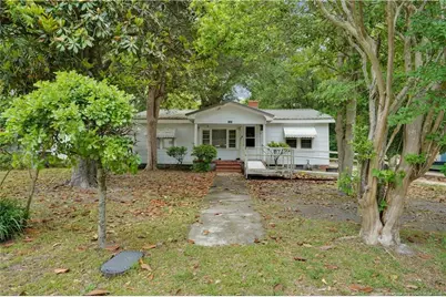 1006 James Street, Elizabethtown, NC 28337 - Photo 4