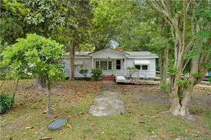 1006 James St, Elizabethtown, NC 28337 - Photo 4