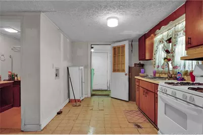 1006 James Street, Elizabethtown, NC 28337 - Photo 10