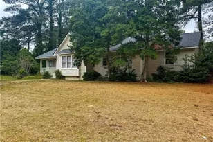808 Rutledge Dr, Fayetteville, NC 28311 - Photo 2