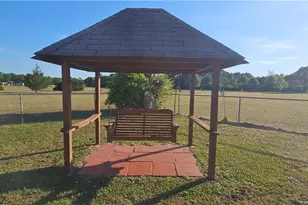 212 McIver Rd, Lumber Bridge, NC 28357 - Photo 10