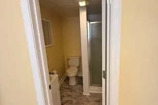 33 State St, Lumberton, NC 28358 - Photo 6