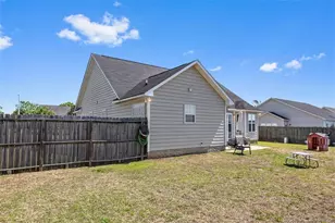 153 Westminster Dr, Raeford, NC 28376 - Photo 36