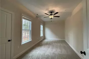 220 Gallery Dr, Spring Lake, NC 28390 - Photo 12