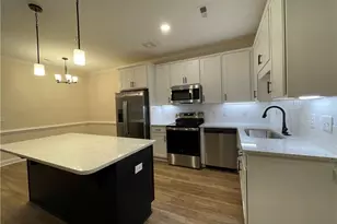 220 Gallery Dr, Spring Lake, NC 28390 - Photo 10