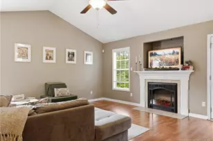 142 Bluebonnet Oak Ct, Bunnlevel, NC 28323 - Photo 18