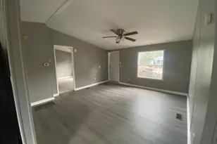 5011 Starbeam Dr, Fayetteville, NC 28306 - Photo 2