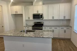 526 Claftin St, Sanford, NC 27330 - Photo 2