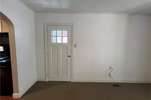 211 Ellington St, Fayetteville, NC 28305 - Photo 10