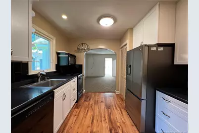 211 Ellington Street, Fayetteville, NC 28305 - Photo 8