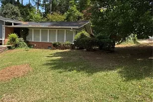 2224 Mirror Lake Dr Dr, Fayetteville, NC 28303 - Photo 4