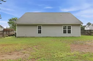 2628 Daniel Boone Ln, Hope Mills, NC 28348 - Photo 38